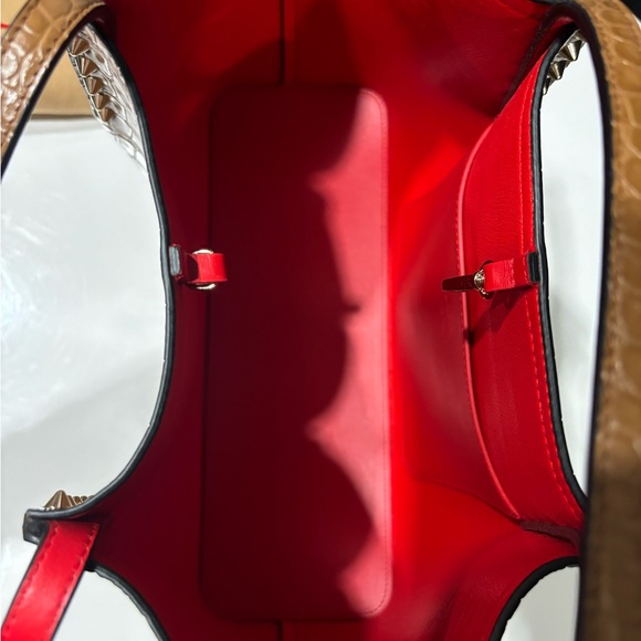 Christian Louboutin Cabarock Tote Crocodile Embossed Leather Small - Picture 3 of 5